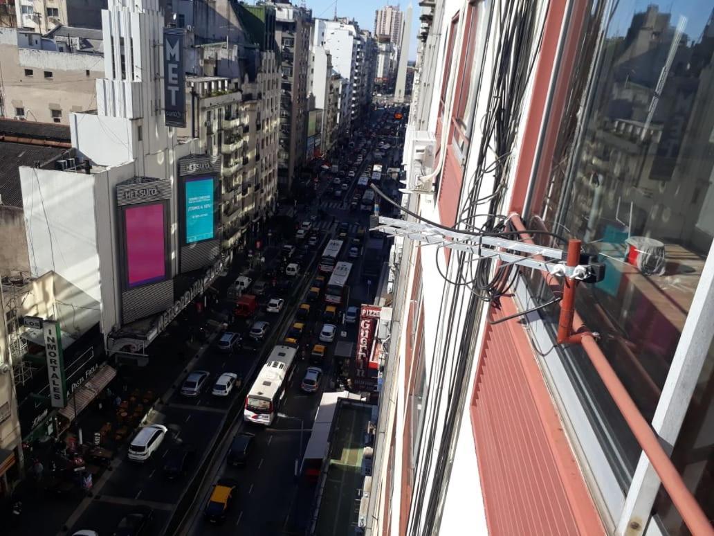 4 Ventanales Sobre La Avenida Corrientes Apartment Buenos Aires Exterior photo