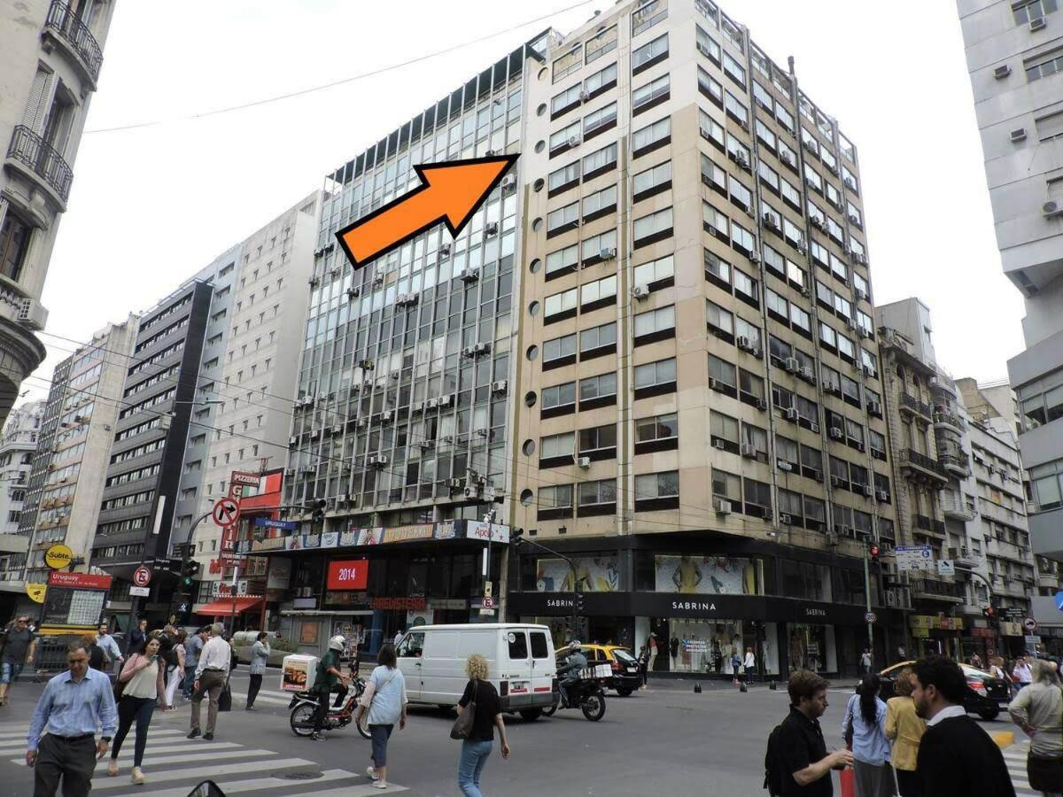 4 Ventanales Sobre La Avenida Corrientes Apartment Buenos Aires Exterior photo