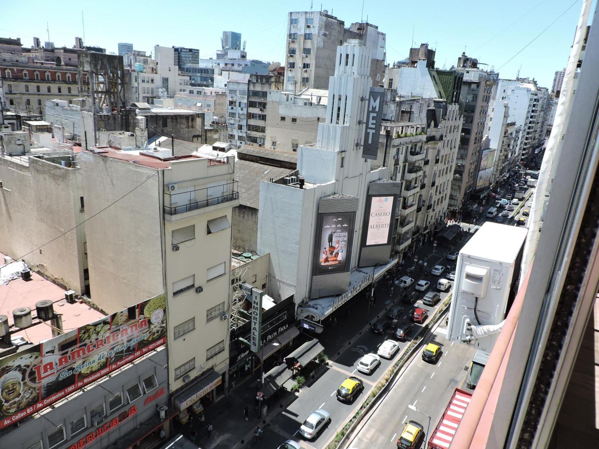 4 Ventanales Sobre La Avenida Corrientes Apartment Buenos Aires Exterior photo